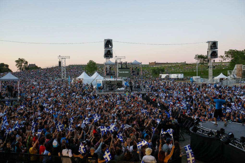 Spectacle sur les plaines pour la St-Jean