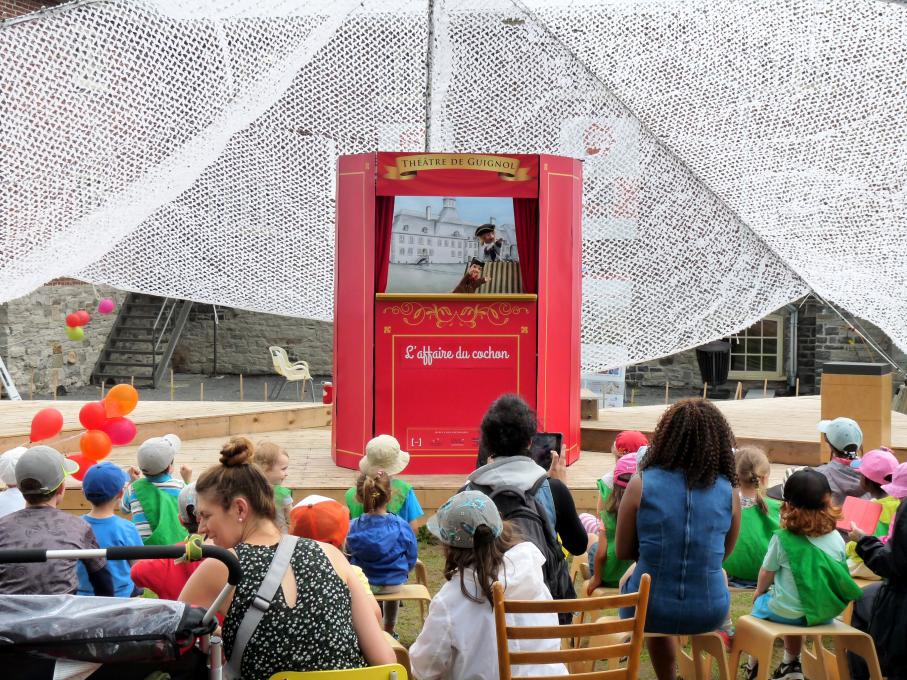 L'îlot des Palais - Théâtre de marionnettes devant public