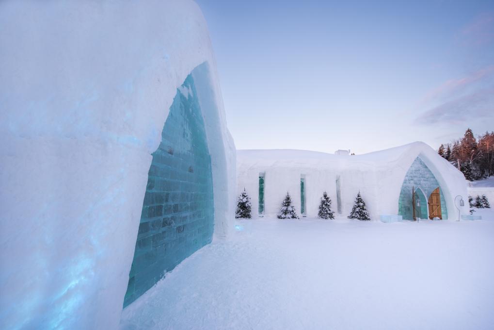 Hôtel de Glace - Devanture 2019