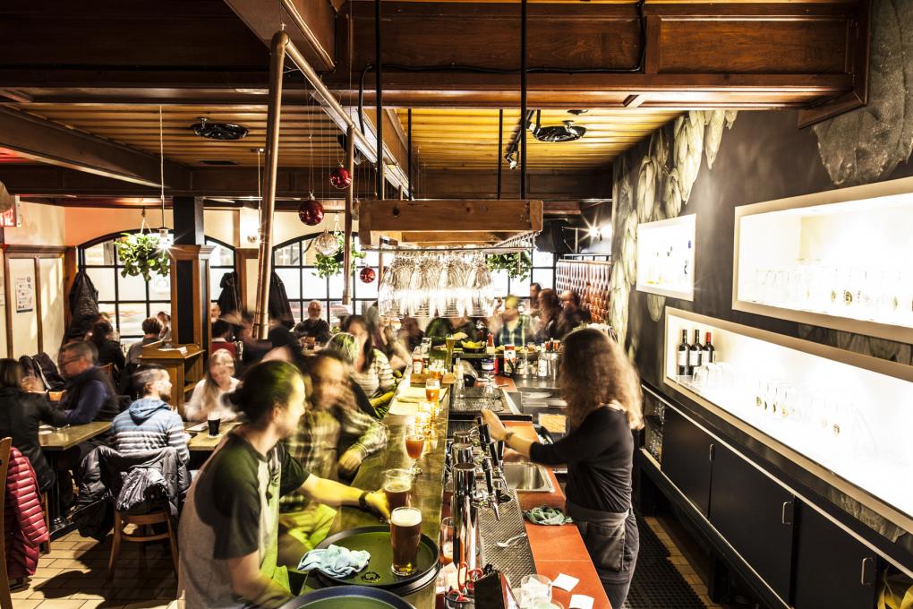 Brasserie Artisanale La Korrigane - comptoir salle à manger