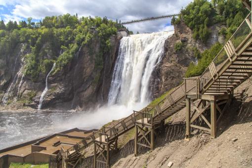 Parc de la Chute-Montmorency - Vue de la Chute et des escaliers