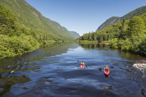 Parc national de la Jacques-Cartier - Sépaq - En kayak sur la Jacques-Cartier