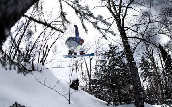 Station touristique Stoneham - Saut en planche