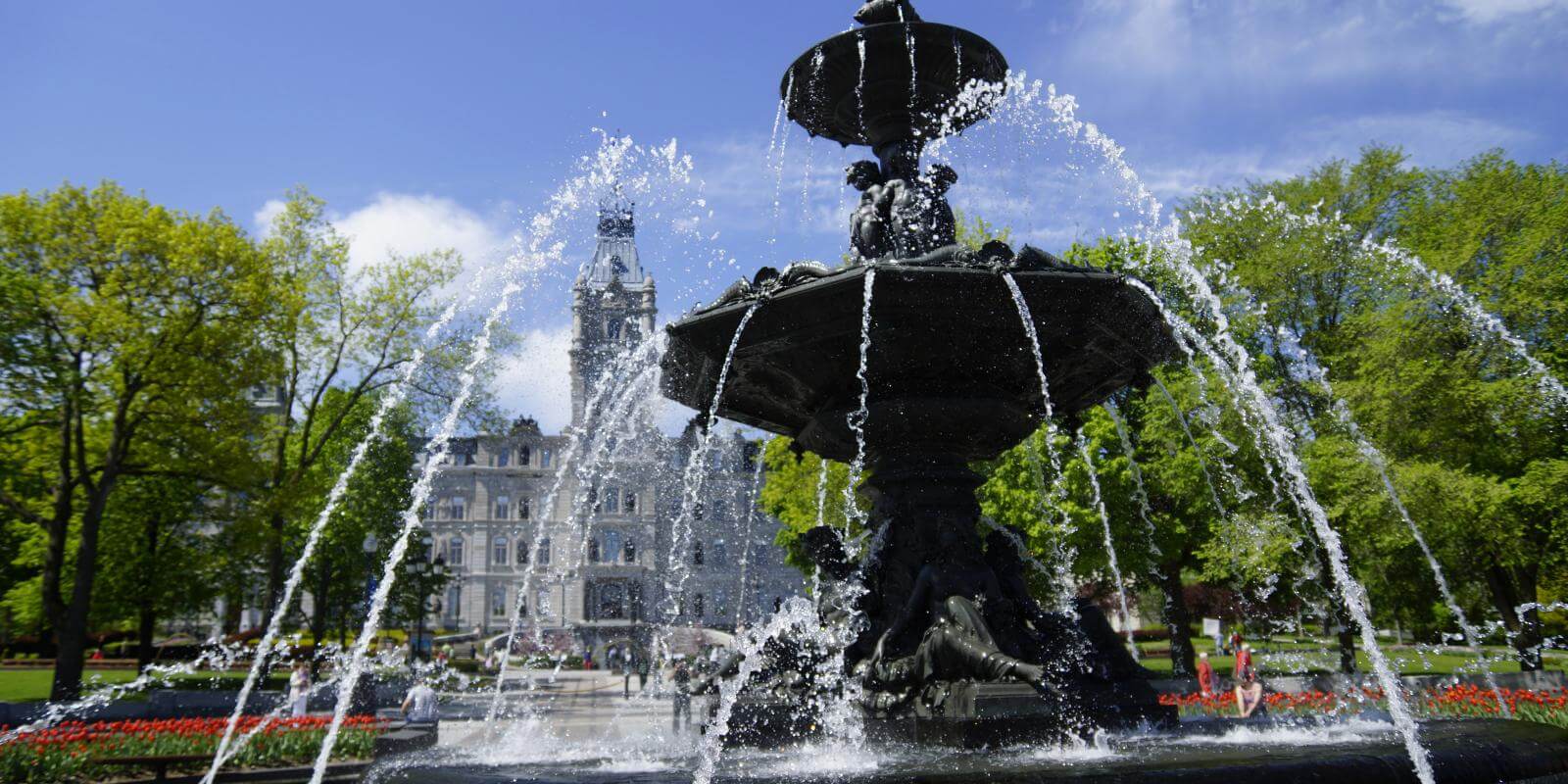 Fontaine de Tourny - Fontaine vue Parlement