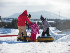 Village Vacances Valcartier - Centre de jeux d'hiver - famille