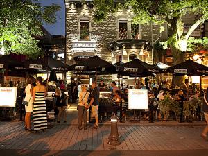 Bistro l'Atelier - terrasse extérieure soir