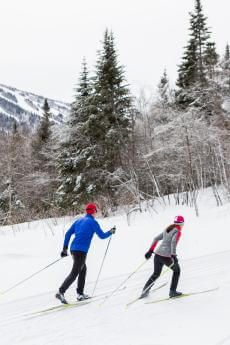 Mont-Sainte-Anne - Couple en ski de fond