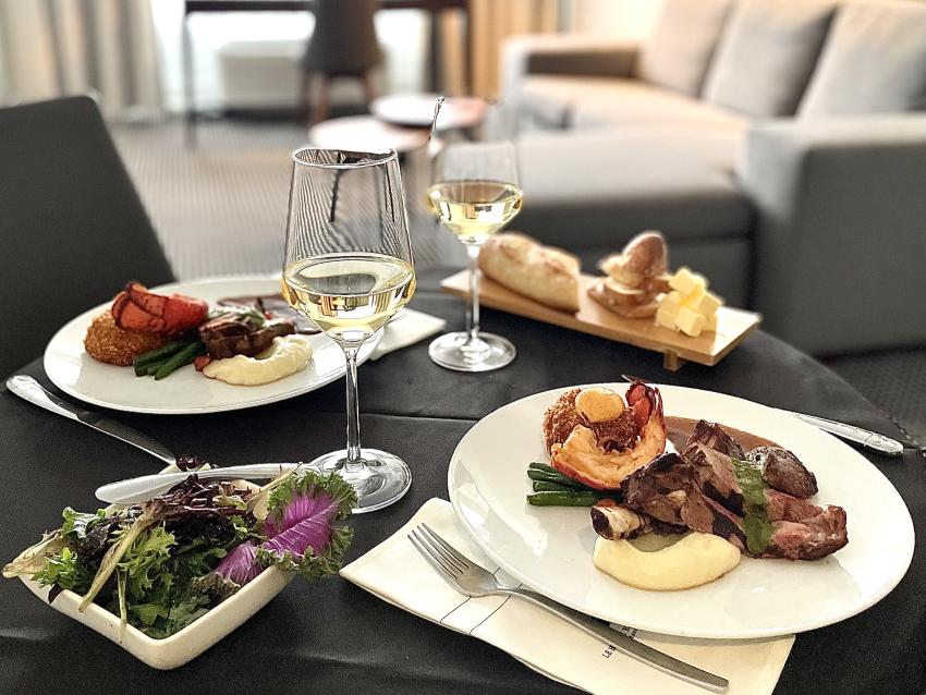 Repas à la chambre au Bonne Entente