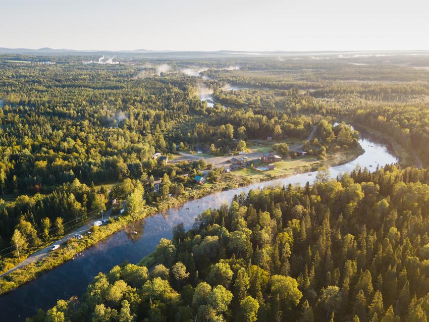Vue aérienne des Chalets Villégiature et Pourvoirie Daaquam
