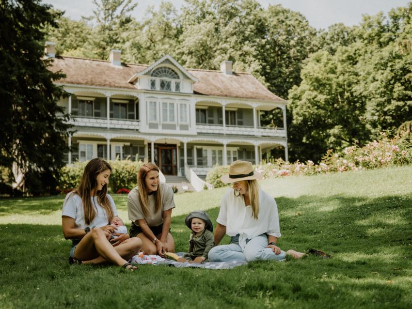 Picnic at Domaine Joly-De Lotbinière