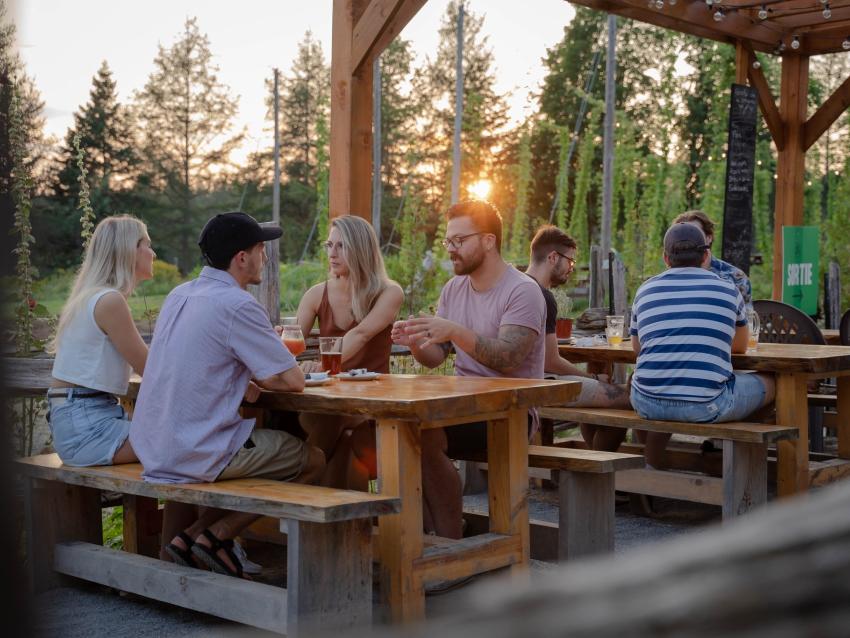 Terrase de la microbrasserie La Souche