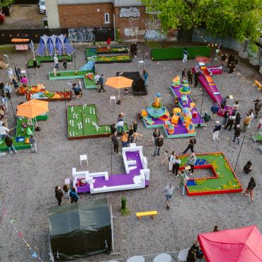 Vue aérienne du Minigolf Belleville Plaisirs